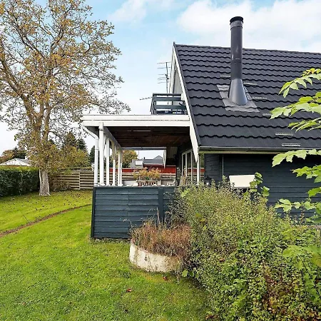 5 Person Holiday In Fr Rup Semesterbostad Tårup